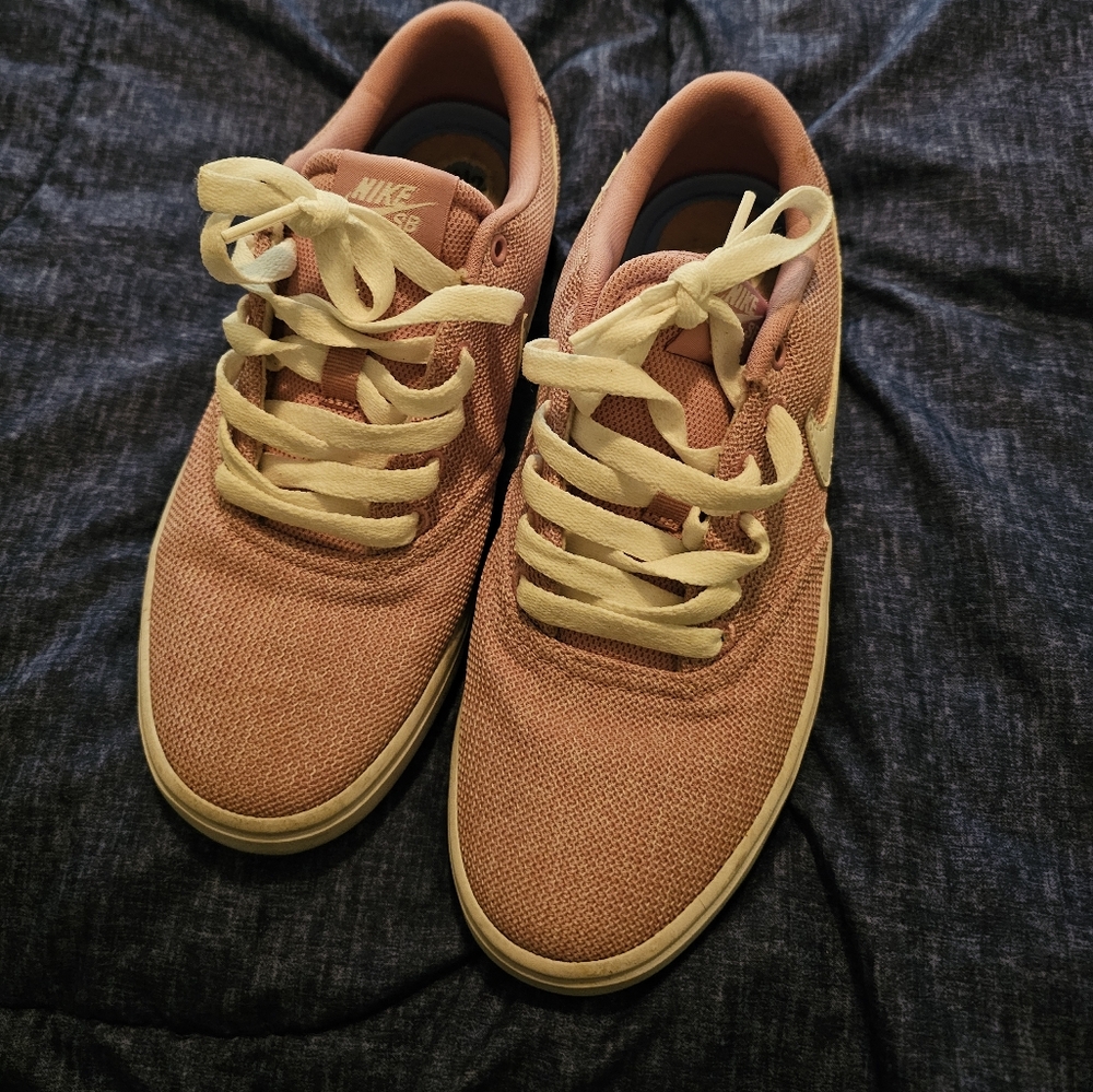 Pink nikes